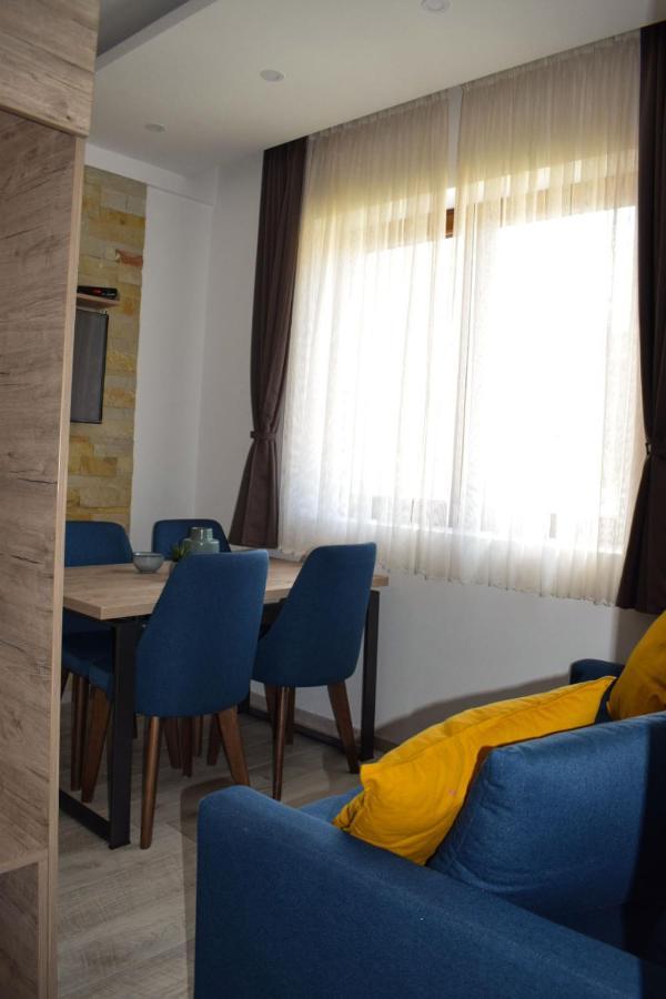 Lux Milmari Apartment Ss Κοπαόνικ Εξωτερικό φωτογραφία