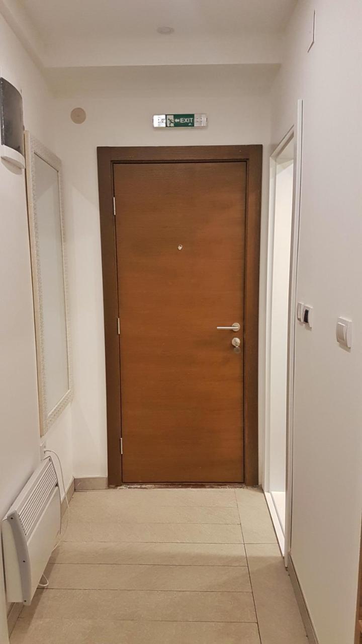 Lux Milmari Apartment Ss Κοπαόνικ Εξωτερικό φωτογραφία